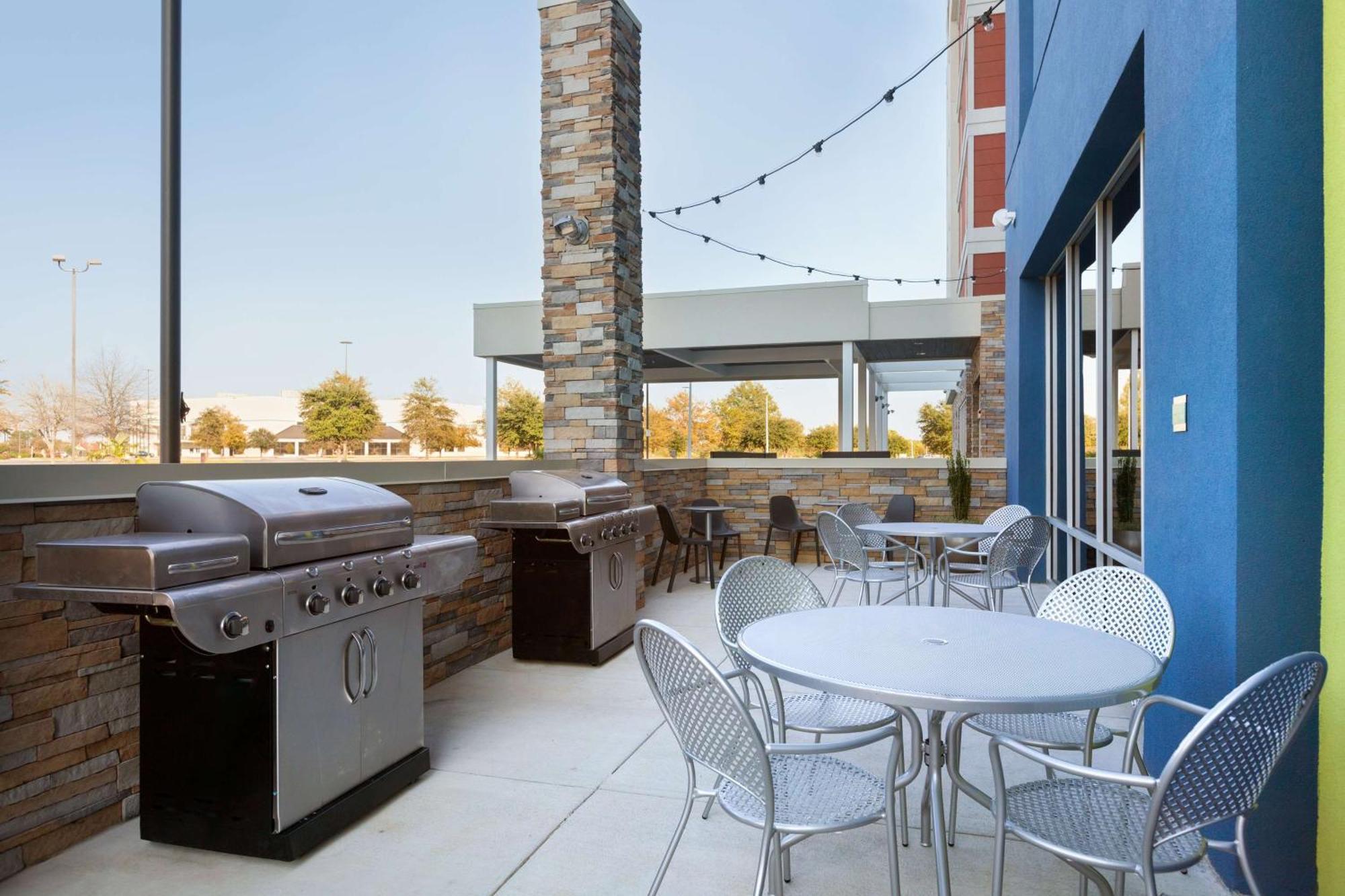 Home2Suites By Hilton Florence Exterior foto
